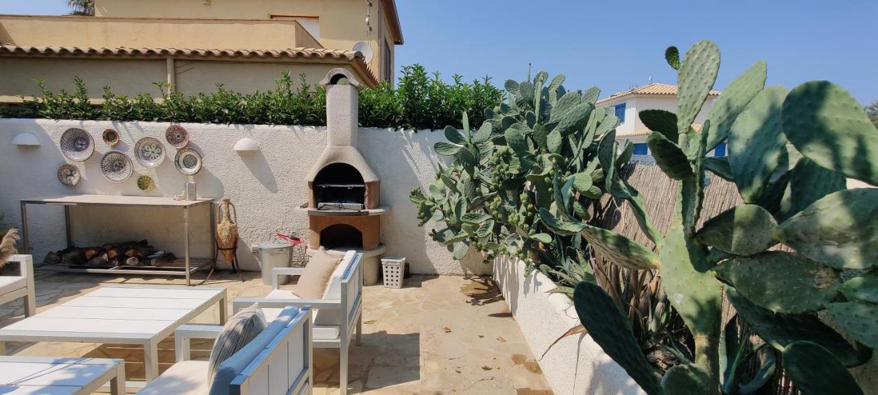 Villa Mas Sopes Сант Пере Пескадор Екстериор снимка