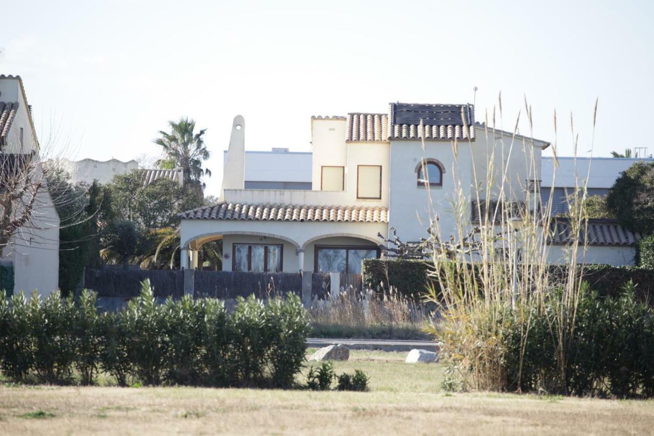 Villa Mas Sopes Сант Пере Пескадор Екстериор снимка